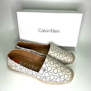 Calvin Klein Womens slip ons, loafers. Size 9,5 cream colour. NEW